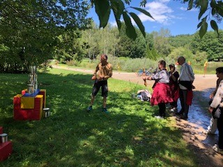 𝗝𝗼𝘂𝗿𝗻𝗲́𝗲 𝗺𝗼𝘁𝗿𝗶𝗰𝗲 𝗮̀ 𝗹’𝗮𝗿𝗯𝗼𝗿𝗲𝘁𝘂𝗺 𝗱𝗲 𝗖𝗵𝗮𝗺𝗯𝗲𝗿𝗲𝘁
Ce magnifique parc d’une vingtaine d’hectares a été le témoin d’une journée rencontre inter-établissement, le jeudi 2 juin dernier ! ☀️