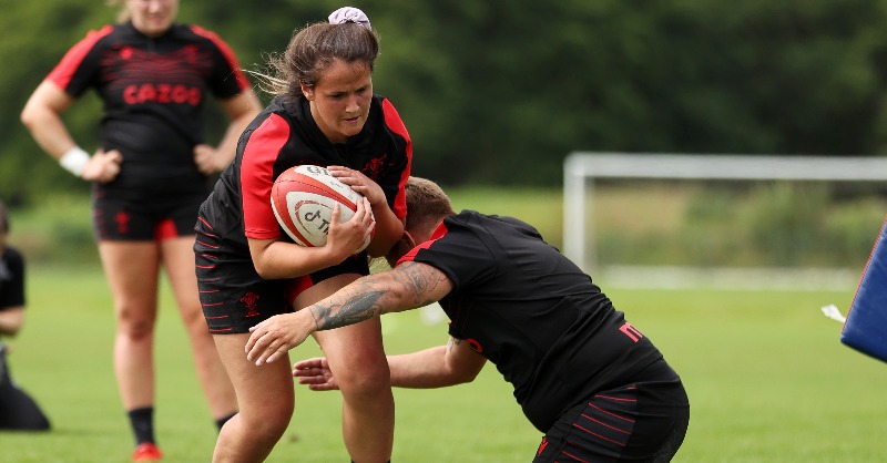 ospreys's tweet photo. 🏴󠁧󠁢󠁷󠁬󠁳󠁿Congratulations to all those awarded full time contracts with the @WelshRugbyUnion including all the former @ospreys_women and @CommunityOsprey's @KayleighPowel🙌 

Llongyfarchiadau i chi gyd🙌 

#HerStory