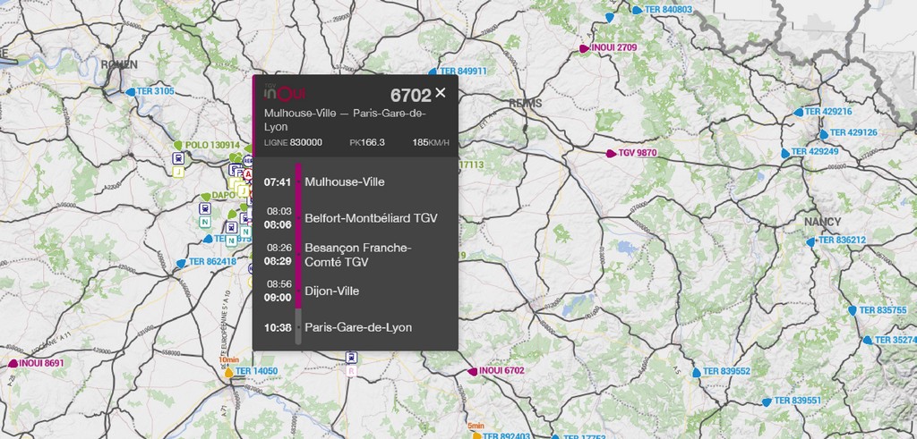 lecartographe's tweet image. C'est les vacances, et les trains seront à l'heure ou pas !
Le meilleur moyen de vérifier en direct leurs positions c'est l'application de @NicolasW_GRAOU
Son nom de scène : « Carto Graou » ! 🚄🚂
carto.graou.info/48.6/3/7/0/0