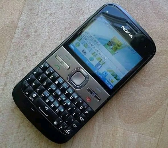 XXmoby's tweet photo. On this day, 10years ago, my mom picked up my Nokia E5 phone and interrupted a 35mb file I was downloading from waptrick for 12hrs 😭 https://t.co/HyVdFjhE0G