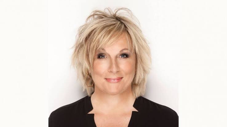 Happy Birthday, Jennifer Saunders!      