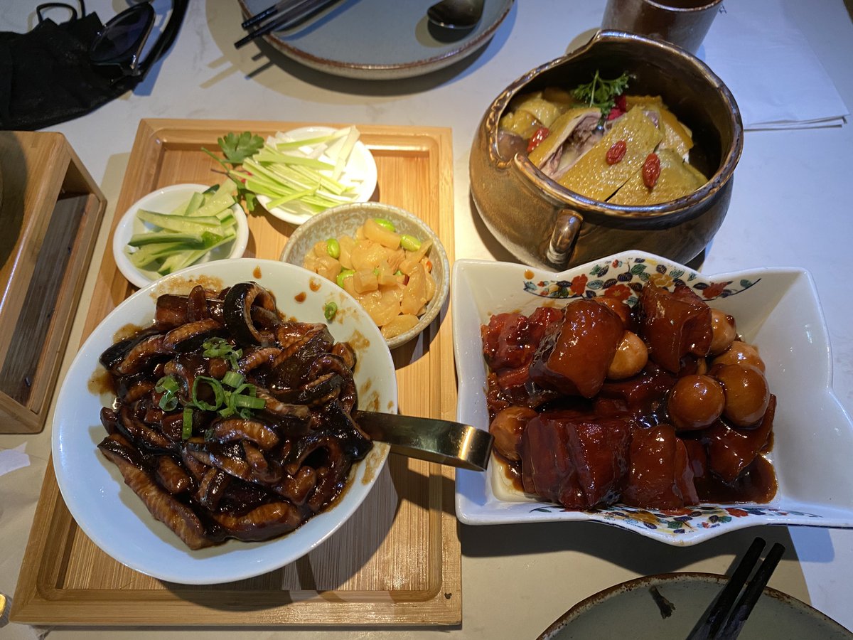 Tom Totem tweet media