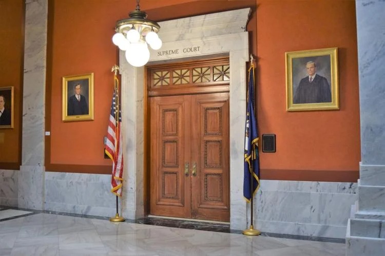 WDRBNews's tweet image. Kentucky Supreme Court denies AG's request to reinstate abortion ban: wdrb.news/3OLoRF6