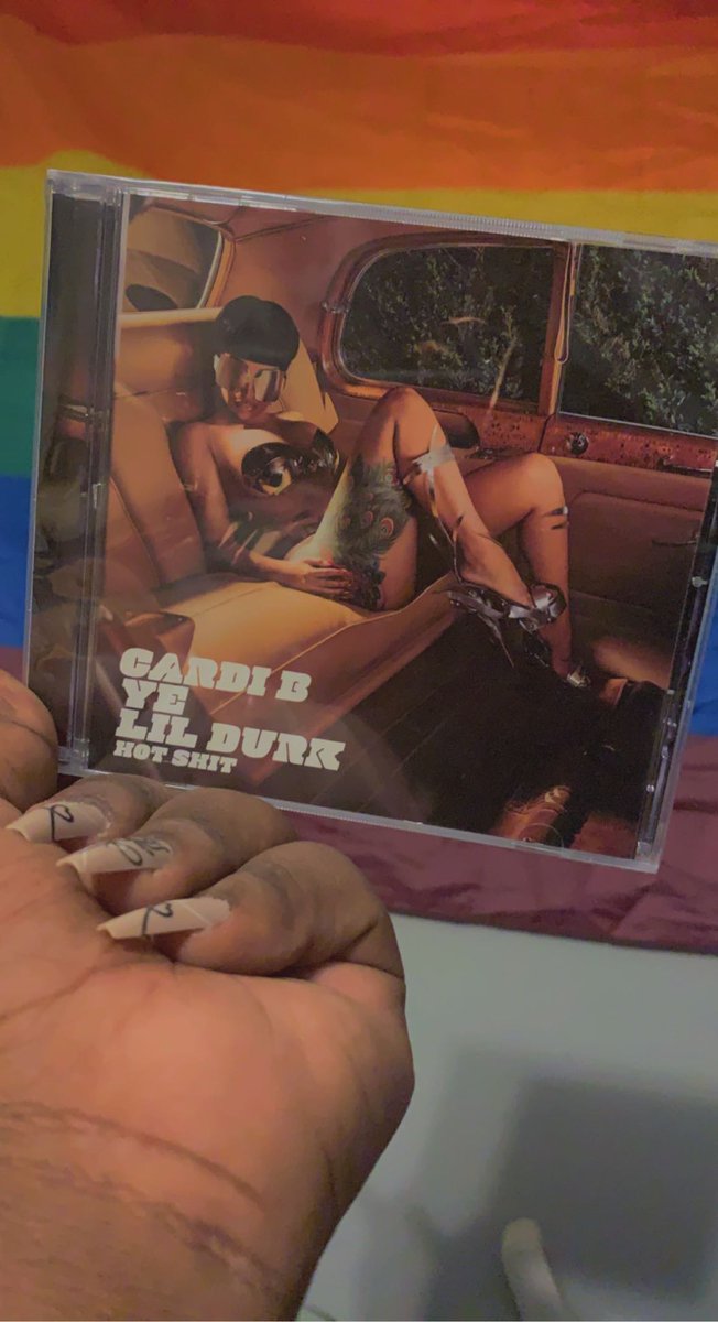 iamcoryb's tweet photo. Lock at wtf just came in the mail bitch ๐๐๐๐๐ Iโm exited. Yโall better go cop that shit!!@iamcardib is record is to fire ๐ฅ ๐ฅ #Cardiย
#CardiBย
#CardiHotย
#CardiBHotย
#CardiYeDurkย
#HotCardi https://t.co/d5OxdKoUVg