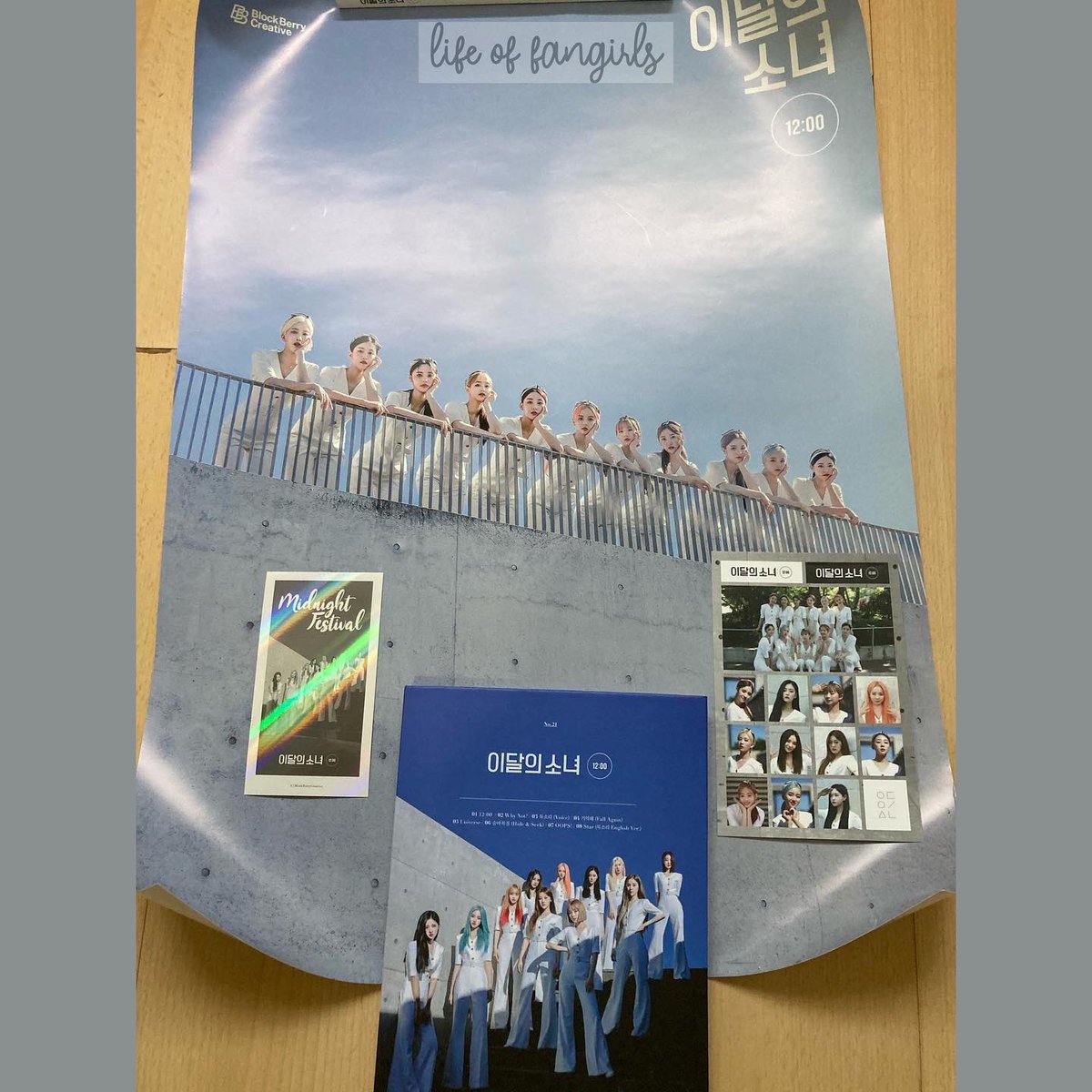 life0ffangirls's tweet image. #INSTOCKS #LOONA #ALBUM #AVAILABLE

LOONA 12:00 Midnight White Version 
Unsealed Album $10 ($18 for both versions) 
Includes: 
- Photobook 
- CD 
- Shiny Ticket 
- Sticker 
- Rolled poster if meetup, folded poster if mailing

Mailing +$1.50 

#loonaalbum #officialalbum #kpop