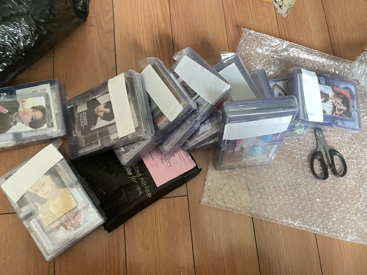 I_amNalin's tweet photo. #paufeebk
To @c_bingo99 :
Hello fhauuu!!! I’m so glad that my photocards arrived at my home safely! And also my cutie quokka🤩!! Thanku a lot for being my consol you are really a super nice person 😭😭😭!!!! Stay safe and healthy dearrr!!!! Awwww I’m crying 🫶🏻🫶🏻🫶🏻🫶🏻🫶🏻 https://t.co/N0PRT6ZuX1