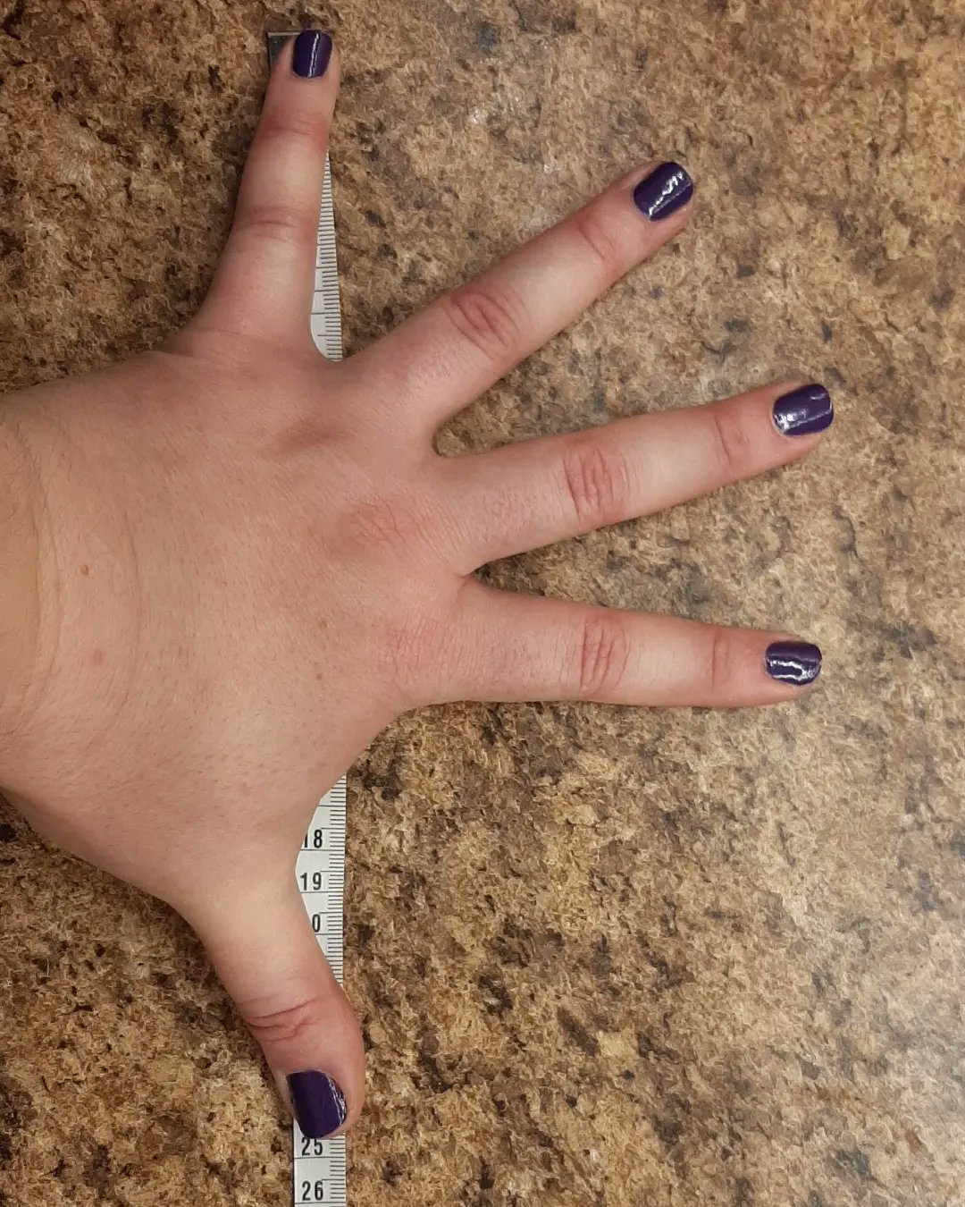 Amazon Nyx Top 7 0 OF On Twitter How Big Are Your Hands Compared To amazon-nyx-top-7-0-of-on-twitter-how-big-are-your-hands-compared-to