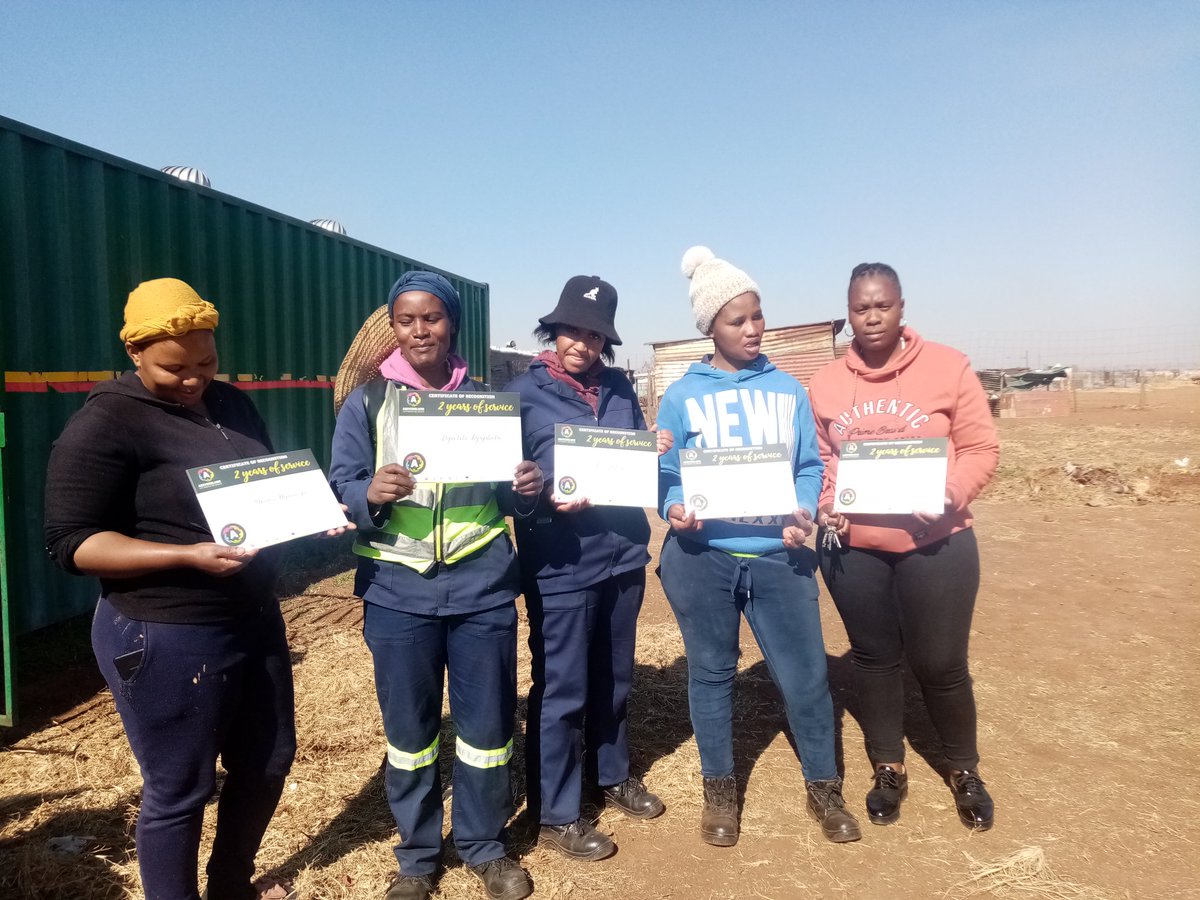 Mpho52268817's tweet photo. #Thanks to asivikelane @Planact_NGO @ibp_sa @asivikelane @Nkgopotse_M https://t.co/sxE86ZVRo0