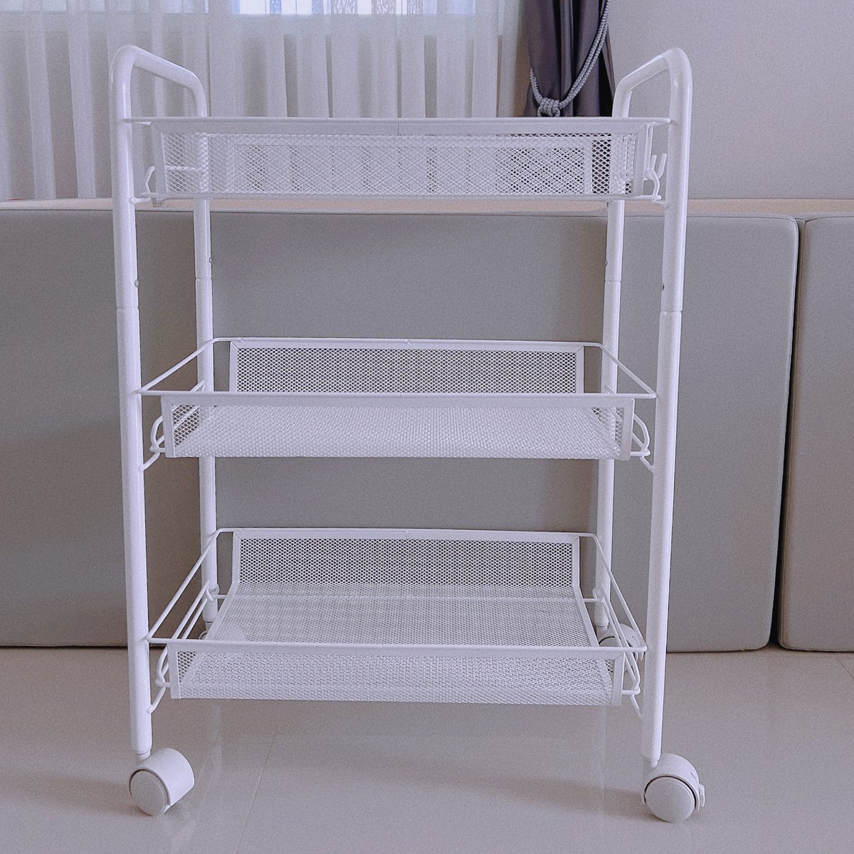 reviewsapaa's tweet image. ของลูกเยอะมาก แบบรกกระจัดกระจายหมด คุณสาทนไม่ไหว สั่งชั้นวางของมาให้เลย จัดให้เป็นระเบียบ ไม่เกะกะไปทั่วแล้ว ตัวชั้นวาง3ชั้นลากได้ด้วยมีล้อ ล้อลื่นไม่ฝืด เสียงไม่ดังเวลาลากลูกก็ไม่มีสะดุ้ง และมีตะขอห้อยของข้างๆอีกด้วย บ้านดูสะอาดขึ้น
#Namiko #Topvalue #ชั้นวางของ #ของตกแต่งบ้าน