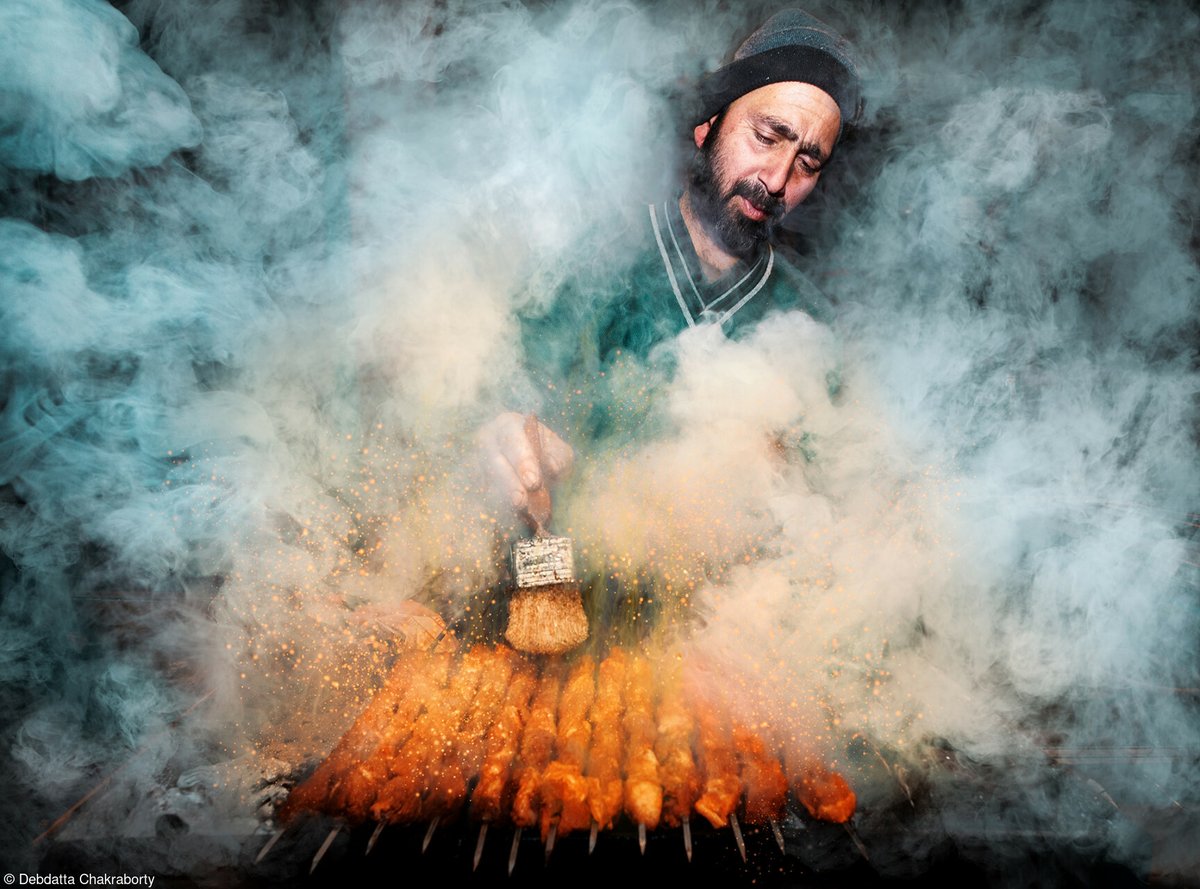 FoodPhotoAward's tweet photo. It's #NationalBBQWeek and a perfect opportunity to revisit the 2022 Overall winning image by Debdatta Chakraborty @Deb5767 
Are you planning on firing up the coals this week? What's your favourite BBQ treat? https://t.co/GNLARYl15k