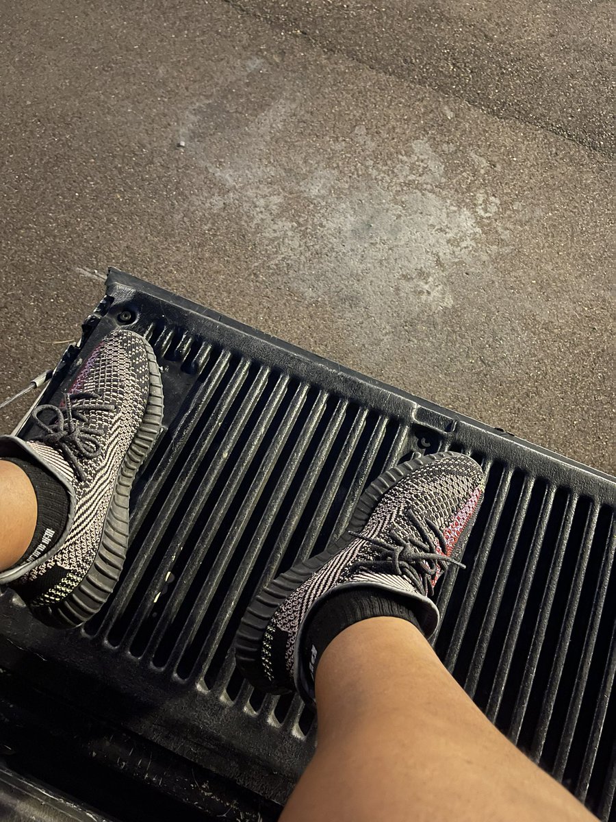 OleSkinnyAssBoy's tweet photo. Another pair of my favorite’s 
#YeezyGang https://t.co/U84rWZbjUh