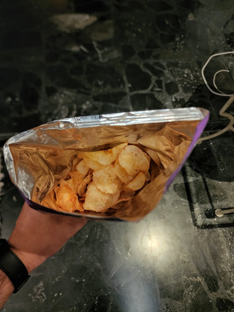 ramirez_ramaa's tweet photo. @Papas_Sabritas qué pasó ahí? Se les olvidó hacerlas Flamin Hot 🙃😂 Ya es la segunda que me toca abrir así está semana... https://t.co/gnEed6t3xr
