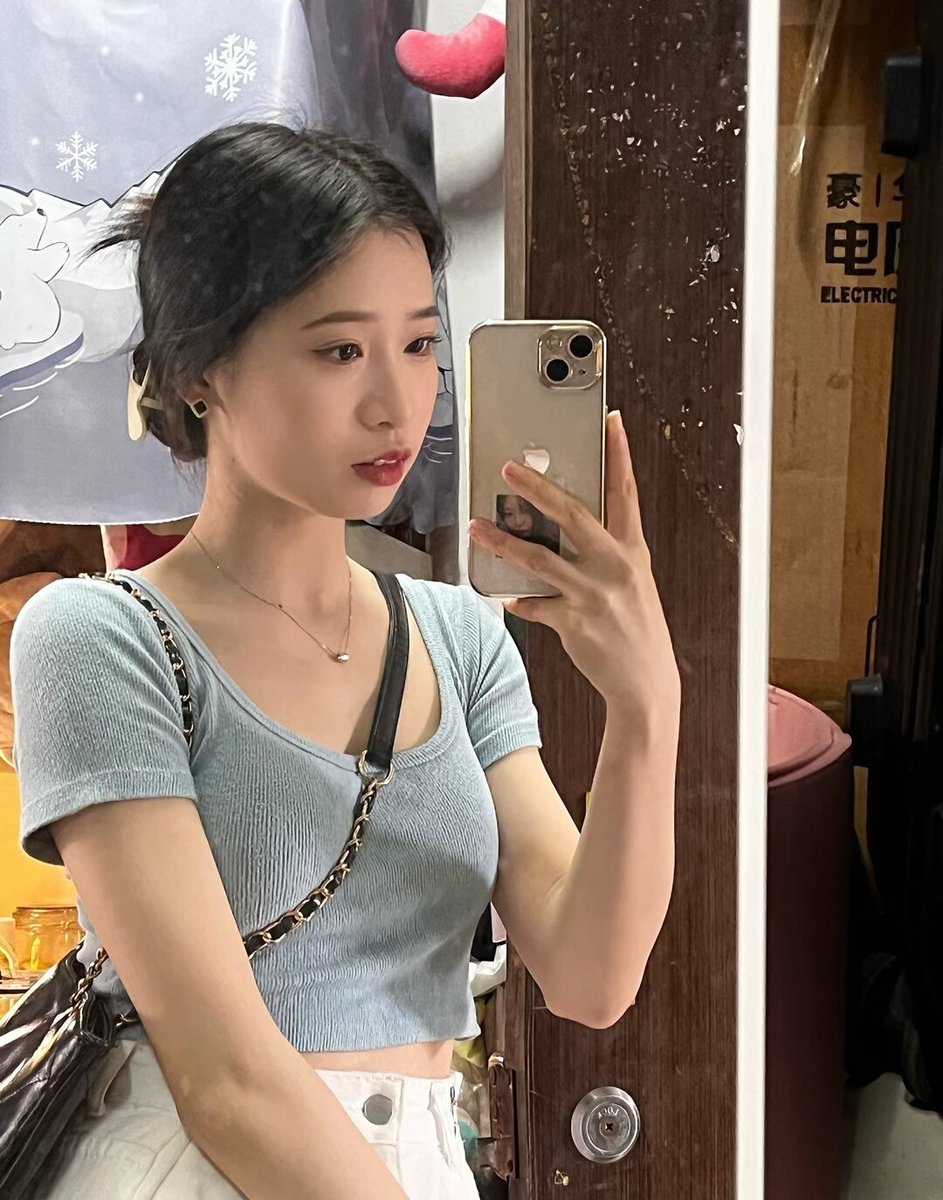 OLeonora19's tweet photo. 圈内粉丝投稿
坐标宝鸡，报名私
姐姐有缝还不小，有填的满的人人
寻找优质炮友，关注者优先
#约 https://t.co/Mq1zDkb4LL