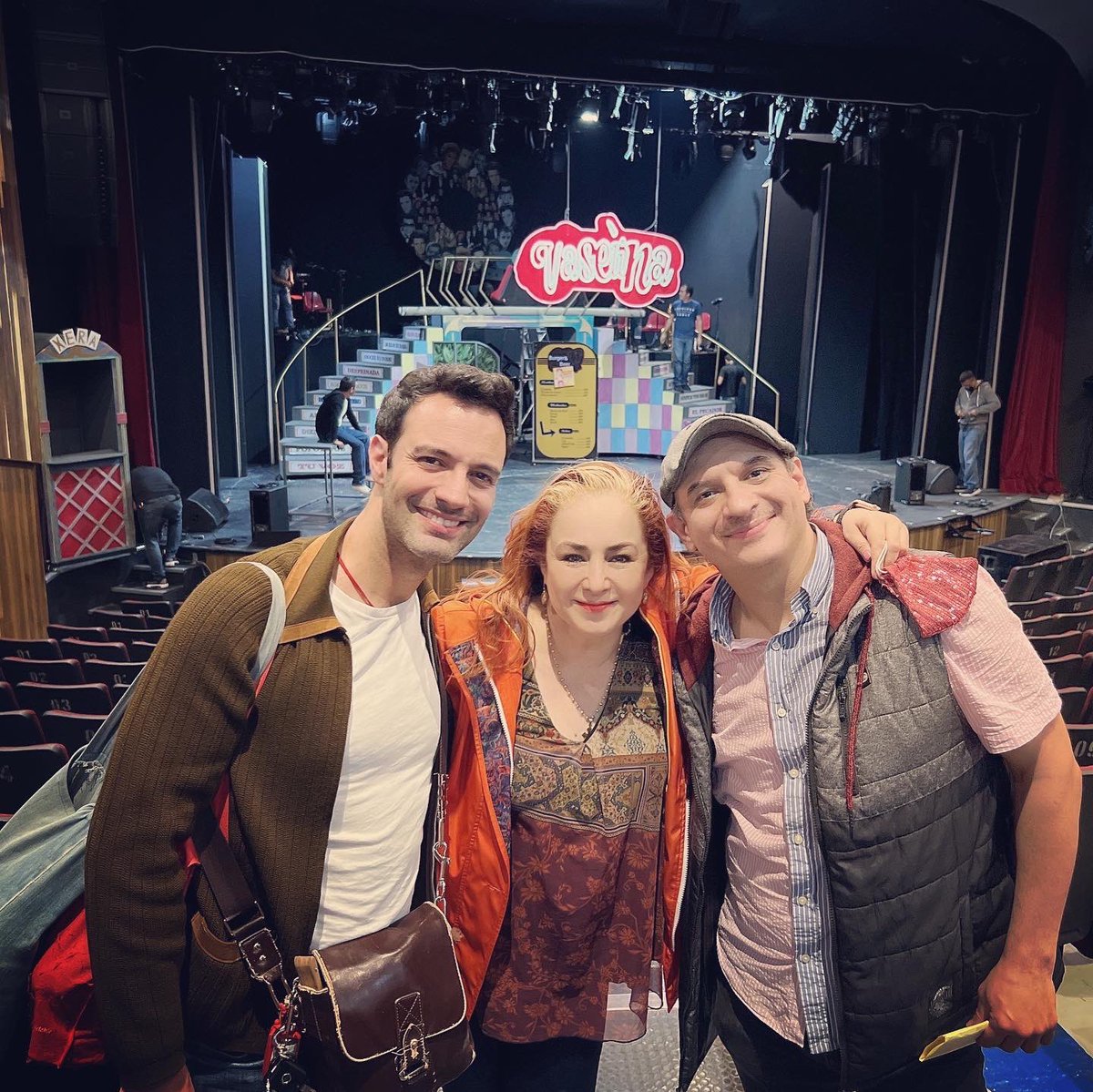 Vaselina <a href="/ArteStudioLive/">ArteStudioLive</a> <a href="/salasmau/">Mauricio Salas</a> <a href="/efraingzzgtz/">Efraín González</a> <a href="/TeatroXola/">TEATRO XOLA</a>