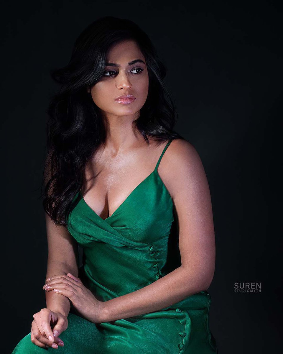 iamramyapandian's tweet photo. As brave as night 
As calm as moonlight … https://t.co/41IWDpgTlm