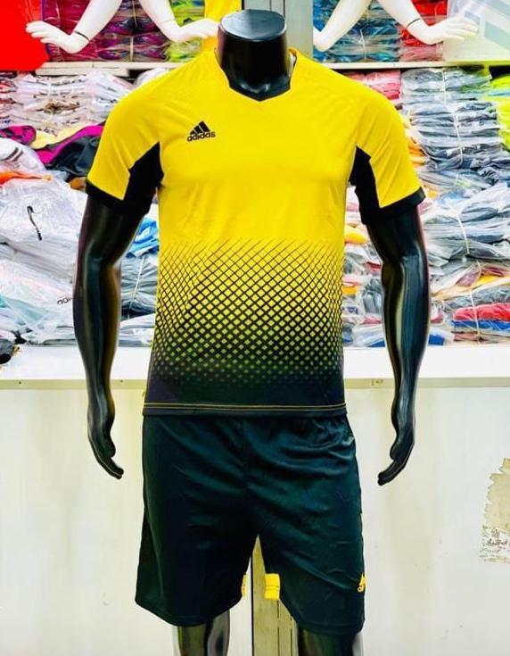 These jerseys are really nice, @JamalKits1 is the plug, more sports equipment can be found on the catalogue [wa.me/c/256756276030]. We also do door to door deliveries. #JamalKits