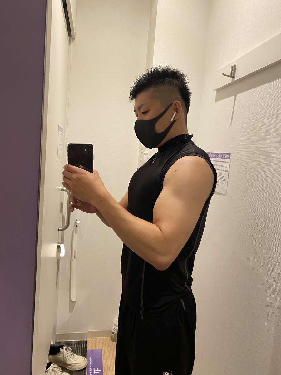 takumix09's tweet photo. 最近の流行りは筋トレです。 https://t.co/fYchori50s