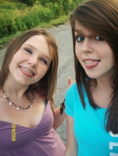 fhx_fxh's tweet photo. we all love you Skylar 🦋💜
#ripskylarneese #skylarmemorial
#10years #skylarneese #waynetownship #WestVirginia #starcity #WVU #morgantown #Pennsylvania #greenecounty https://t.co/1YCPetD2KW