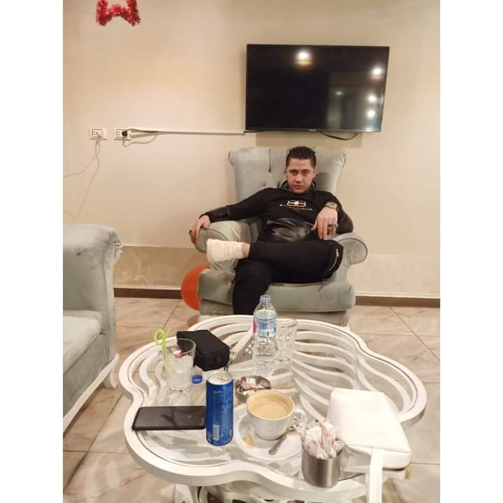 "اللـي دخـل القلب وخلعع فااتـه گل الدلــع"🤺🧿🔥
ازاي يجيلك قلب متعملش قلب 🖤🔥