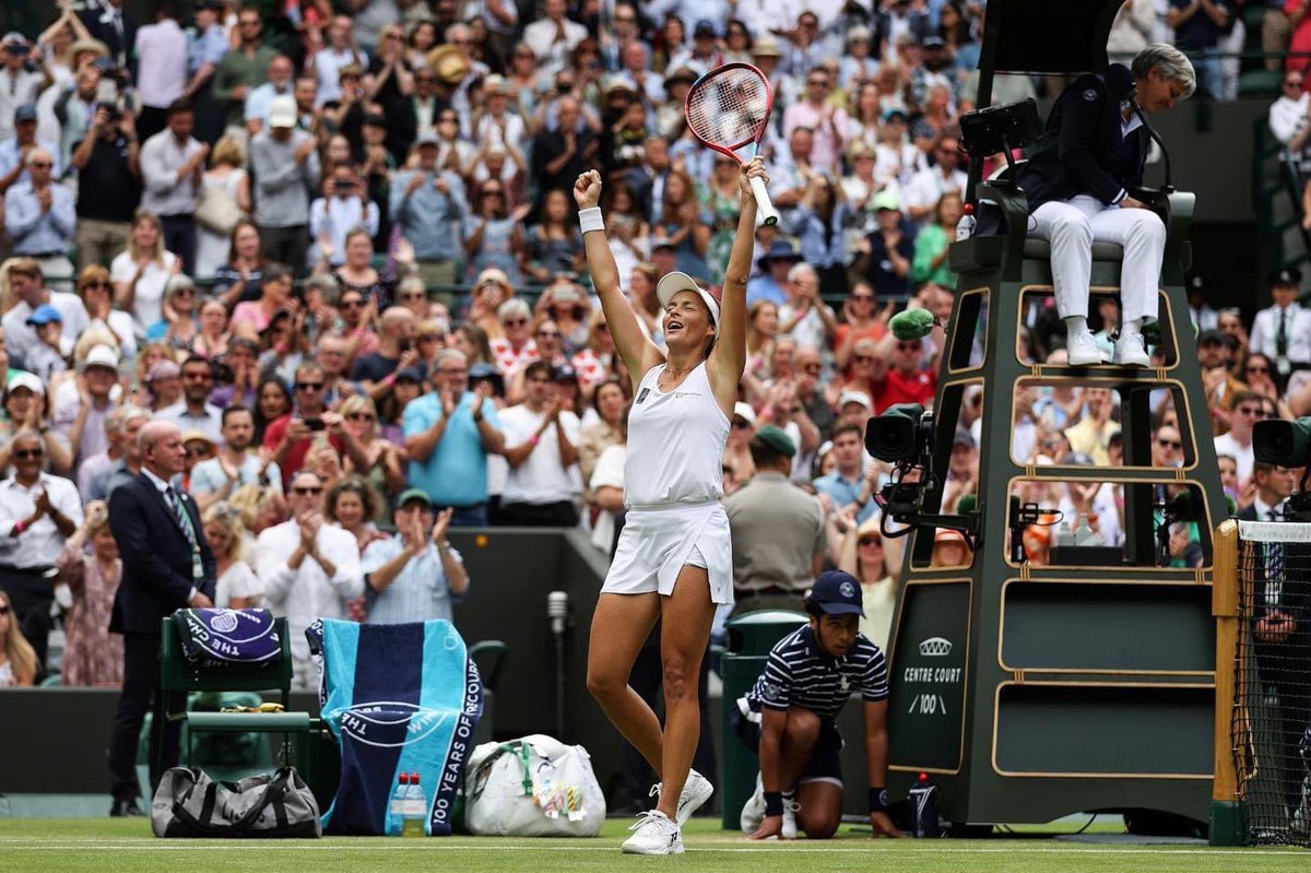 And here we go… 1/2 final of @wimbledon !💪❤️🤩 #semifinal