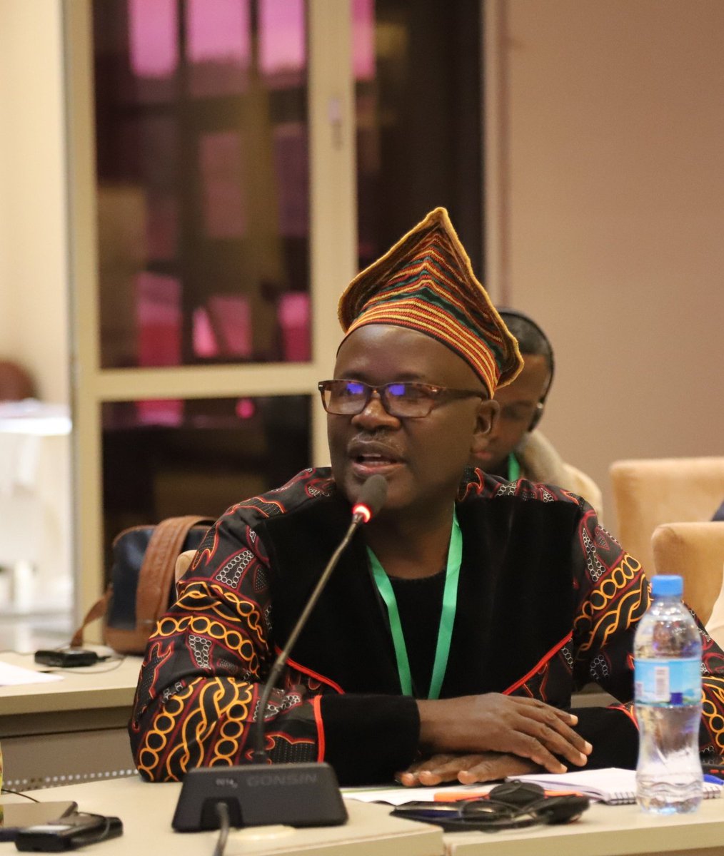 ASARECA's tweet photo. #Day 3: Farmer leaders and Scientists share lessons learnt from Babati, and key take home messages on Climate Smart Agriculture technologies, adaptation, and challenges faced on field. https://t.co/gDkGjrDaxZ