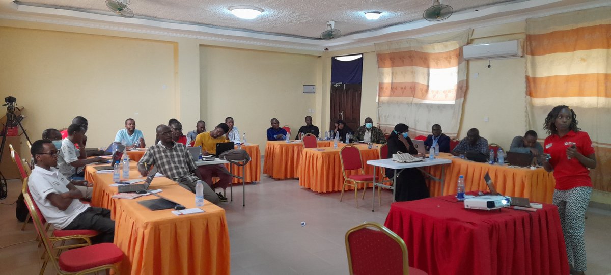 lusdavo's tweet photo. @KenyaRedCross's #OpenMappingGrant from @openmapping_esa is focusing on Community Participatory Mapping for Disaster Resilience in #WajirCounty. The project team is convening stakeholders this week in #Wajir to kickoff project activities including community visits and engagement. https://t.co/BlQrIbIaOb