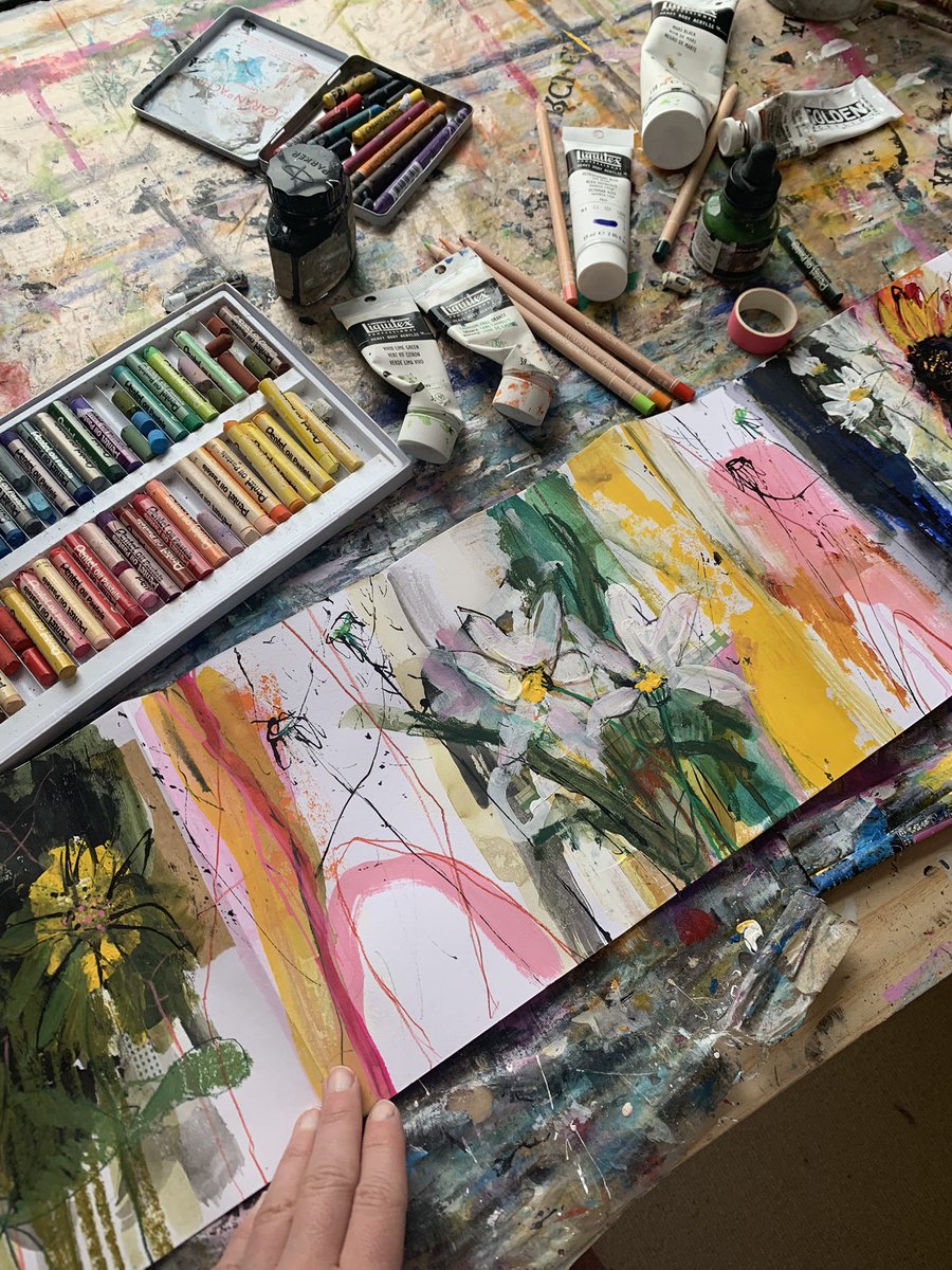 Ann Cowan on Twitter "Drawing and painting using acrylic, gesso