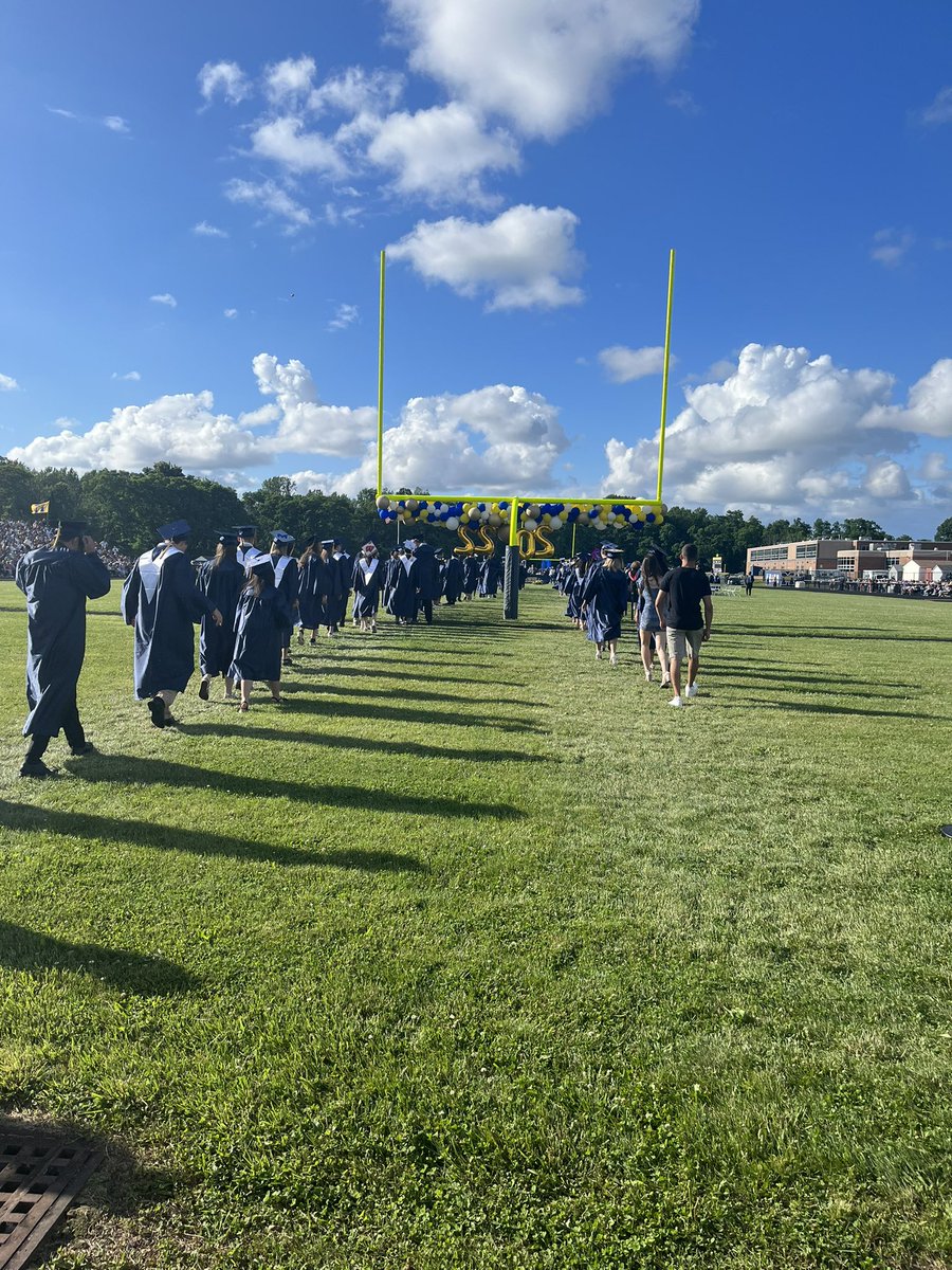 Mrs_Fras_Art's tweet photo. Last night was a beautiful night for graduation!  Congratulations Marlboro class of 2022… such a special group of kids! @MarlboroHSinNJ #theregional https://t.co/BjxRWytoRZ