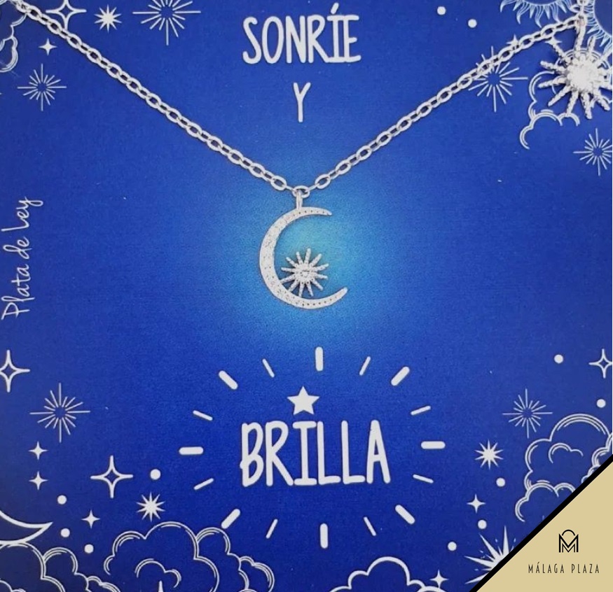 La magia, en lo que a complementos se refiere, nos los trae #Kirola 🙂  mirad que gargantilla de #platadeley con #circonitas #luna 🌙 y #sol 🌞 tan bonita para lucirla este verano en las terrazas con amigos, ¡nunca dejan de sorprendernos!

#Málaga #MálagaPlaza