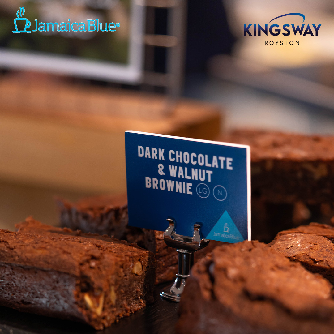 kingsway_golf's tweet photo. A customer favourite! 🍫

#JamaicaBlue have various delicious cakes, muffins, pastries and many more to offer!

You have to try these!

#cambridgecoffee #coffeeincambridge #coffeecambridgeshire #cambridge #brunch #lunch #coffee #newmenu #coffeeshopcambridge #coffeetime https://t.co/toVwRTnReo