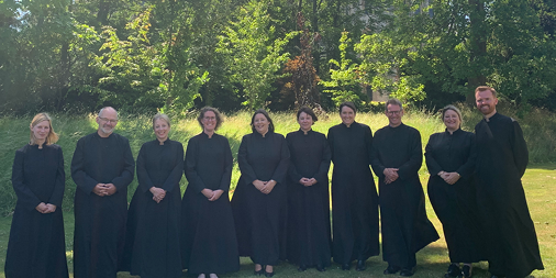 DioceseNorwich's tweet photo. This weekend we have the great pleasure of seeing 10 new Deacons and 16 new Priests ordained in @Nrw_Cathedral. Please join us in praying for their future ministries and journeys in our Diocese #NewRevs https://t.co/D3G3u7M9et