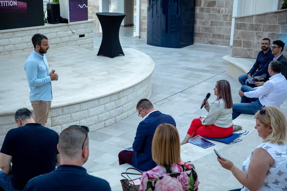 BoostMeUp tweet media