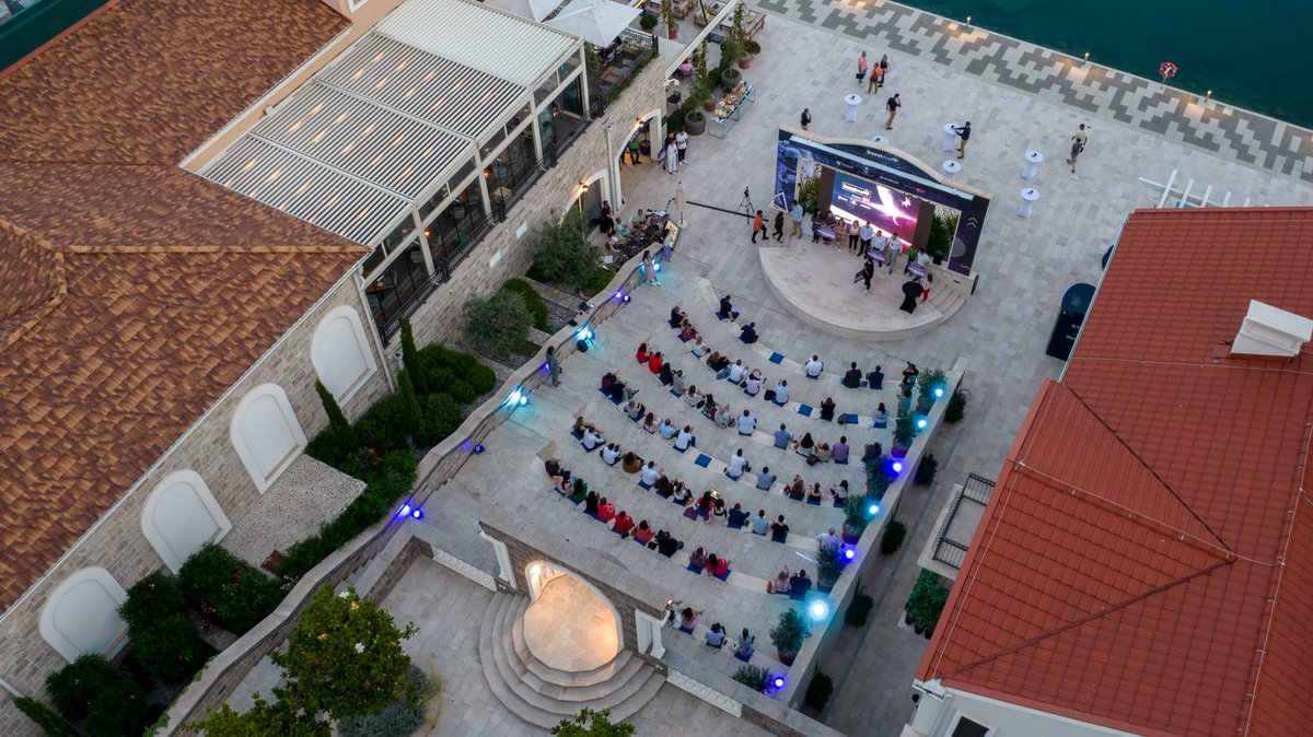 BoostMeUp tweet media