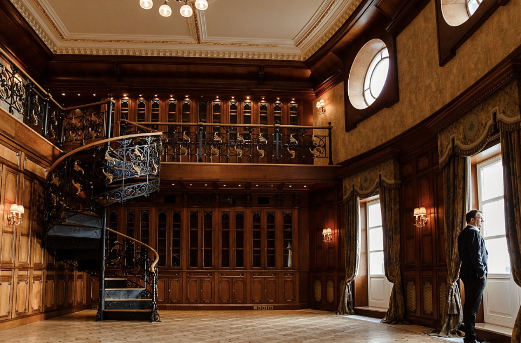 Maria Pevchikh On Twitter Let s Have A Look Inside Why Not The Palace Still Belongs To An 