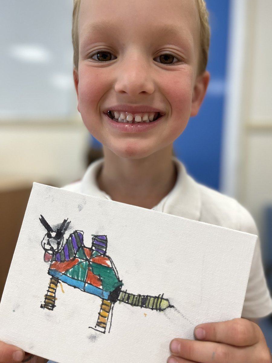 AshTreeKATPS's tweet photo. Attention to detail in the Animal Project group this morning in EYFS #animalproject #eyfs #attentiontodetail #artisticflair https://t.co/InUqRdzm9K