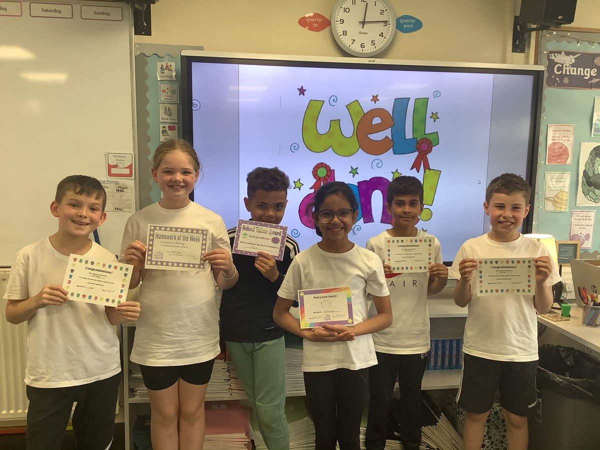 ReinwoodJuniors's tweet photo. Well done to our winners from 4L this week you have tried really hard. #RJS4L πππ€© https://t.co/YhktIlGlig
