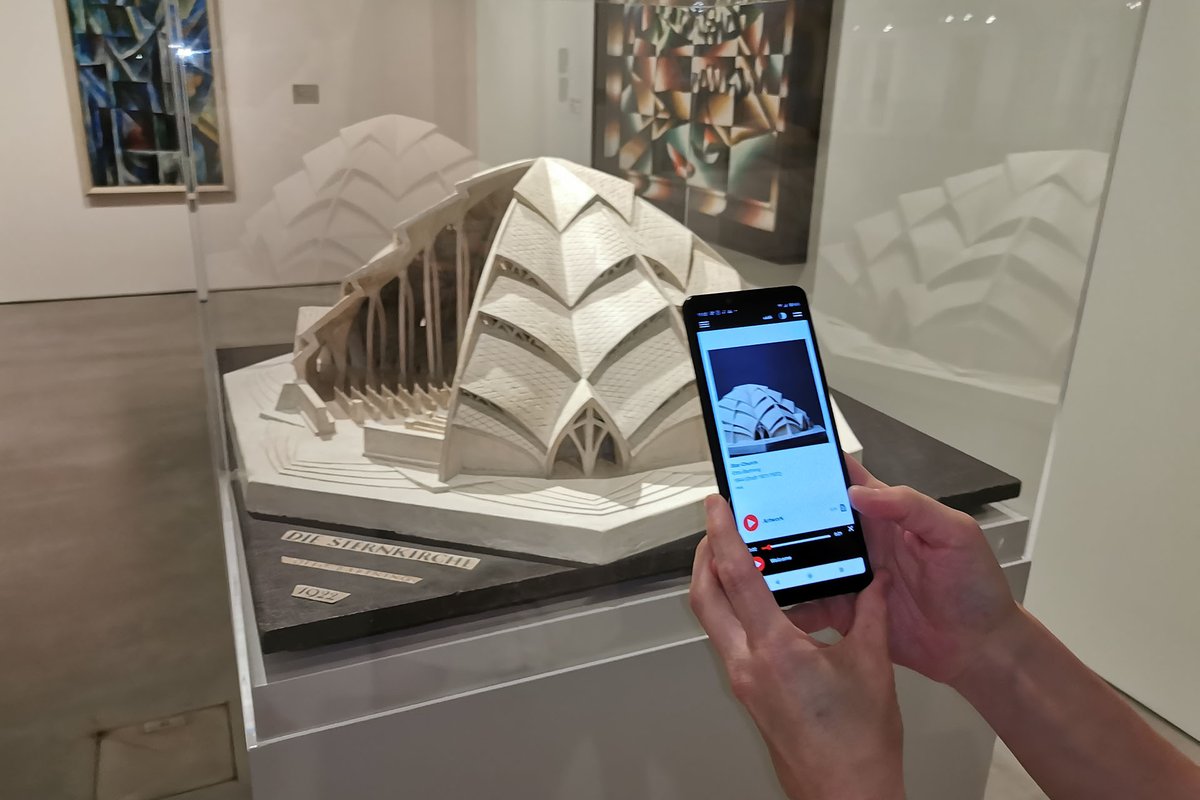 Yesterday, part of the shoutr labs team was at the Berlinische Galerie. COO Ronald Liebermann, Project Manager Inbal Levertov, and Marketing Manager Stefan Wichmann were guided through the Berlinische Galerie by Andreas Krüger, the officer for accessibility and inclusion. #BYOD