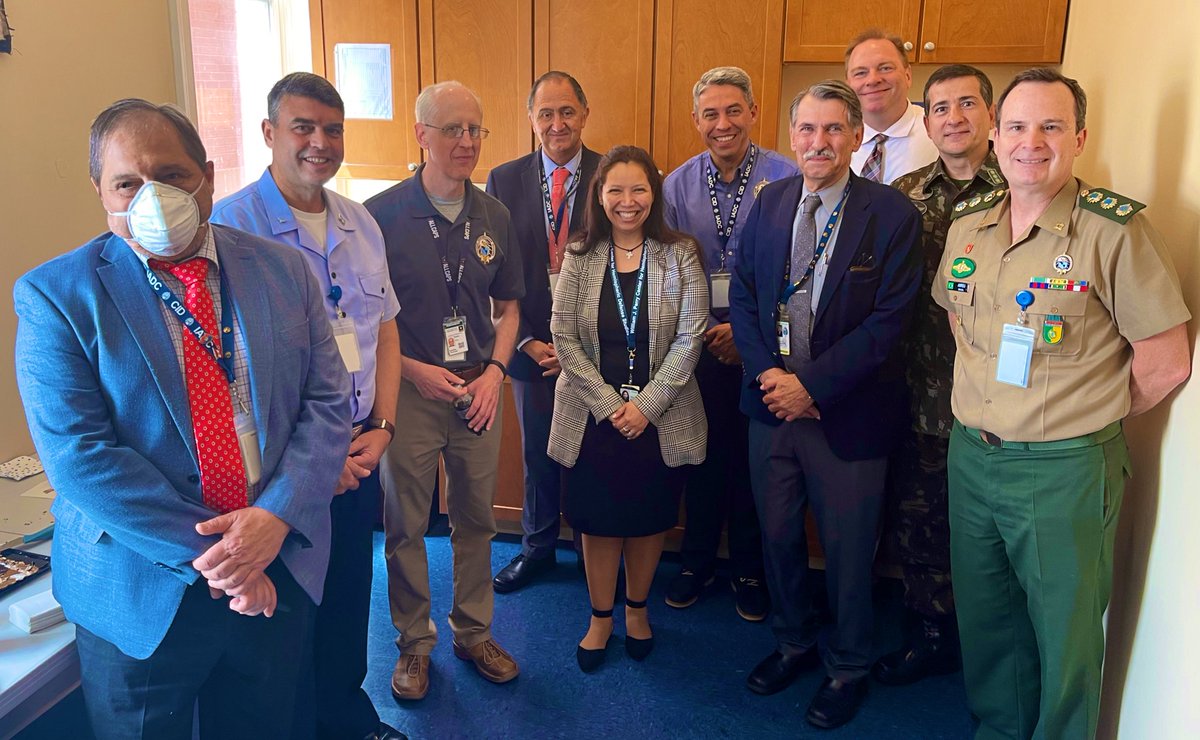 kjoselia's tweet photo. @IADC_CID #FacultyTeam
Farewell Celebration 🎊
Honored to be part of the #TempleOfKnowledge on #InterAmerican #Security #Defense😎🧠💙📚committed to build #strategic #advisors through #education& #critical #thinking.
Building #Peace in the #Americas🤝
#civilian
#military
#woman https://t.co/d5gYxiQZUE