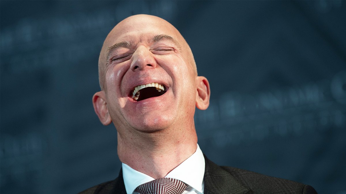 Kaufhaus Österreich schließt: Bezos lässt Amazon-Mitarbeiter zur Feier des Tages aufs Klo gehen dietagespresse.com/kaufhaus-oeste…