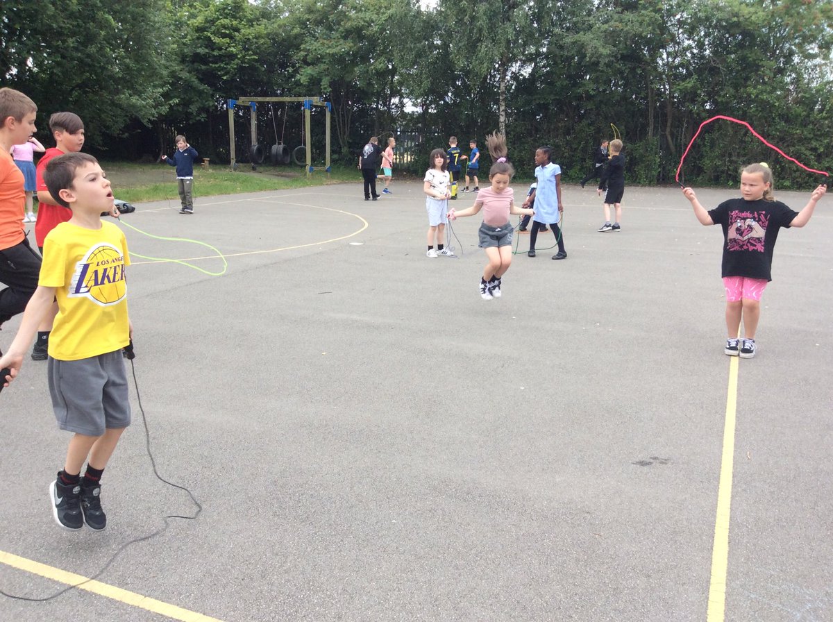StBernardsep's tweet photo. Great skipping Team 3. #stbisactive https://t.co/9DY3QFPQSI