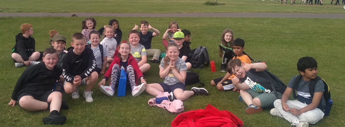 Miss Anderson tweet media