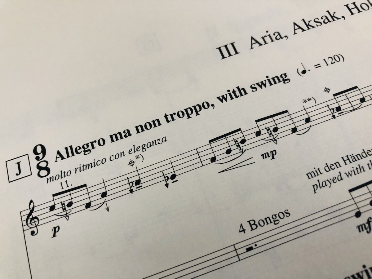 KalliJari's tweet photo. A selection of performance instructions from György Ligeti’s splendid ’Hamburg Concerto’ (1998/1999) for solo horn and chamber orchestra (with two basset horns and four obbligato natural horns). 📯💛 #AdventuresInMusic #scoreoftheday https://t.co/tzKSGrj06J