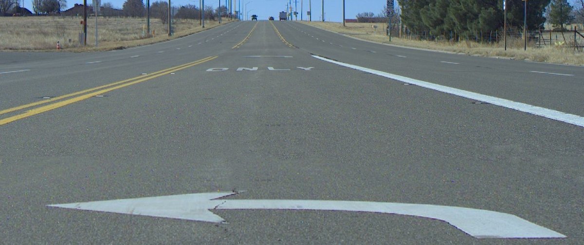 RetroTek_RMS's tweet photo. These center markings play a key role in road safety. Our RetroTek-D system automatically identifies these markings while simultaneously measuring the left &amp; right longitudinal pavement markings and RPMs. https://t.co/x4faR0TNtK #highwaysafety #roadsafety #retroreflectometer https://t.co/E2EWYKzdPU