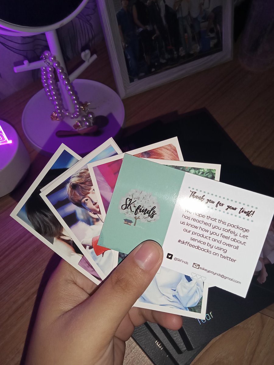 Jeykey_flower's tweet photo. #skffeedbacks arrived today , Thankyou so much @SkFinds . All albums are in good condition and well packaged 💜 https://t.co/RPGLf8ruNC