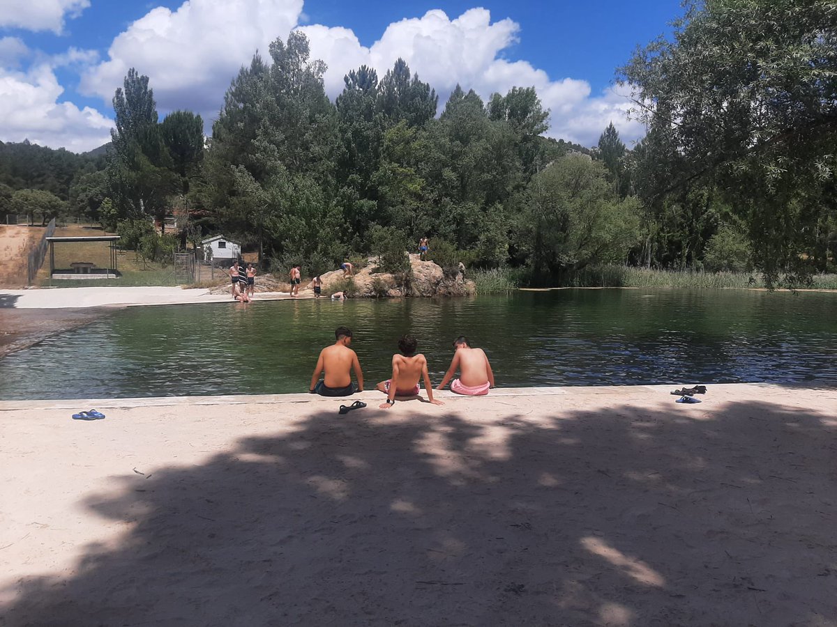 SemiCuenca's tweet photo. ☀️☀️☀️🌞🌞🌞🕶🕶🌞🌞☀️☀️ https://t.co/j7F1chjN60
