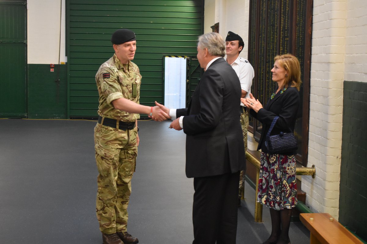 7RIFLES_CO's tweet photo. Great to see two of our Riflemen promoted – congratulations LCpl Page and Sjt Briggs!

@GrocersHall
@RiflesAdjt

#WeReleasePotential
#WeAreSwiftandBold https://t.co/HL2T1izITH