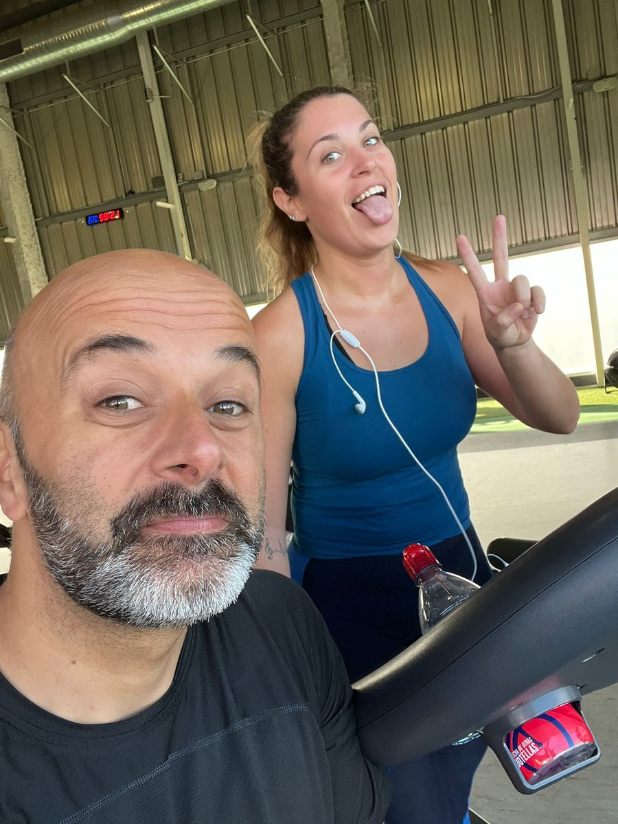 HS_Academia's tweet photo. El contacto permanente con nuestr@s clientes es clave por muchas razones.

Así que hablamos y reímos y, sobre todo, escuchamos.

Escuchamos muchísimo.

😍😍😍

--- 🏋🏼‍♀️🤼‍♀️🤸🏾‍♀️🧘🏼‍♂️⛹🏻‍♀️🚴🏼 ---

💪 #EspírituHealthSpace
🖥 https://t.co/wsLPQQrZJf
📌 Vigo - Valencia - Tenerife https://t.co/QzvCwIv2zy