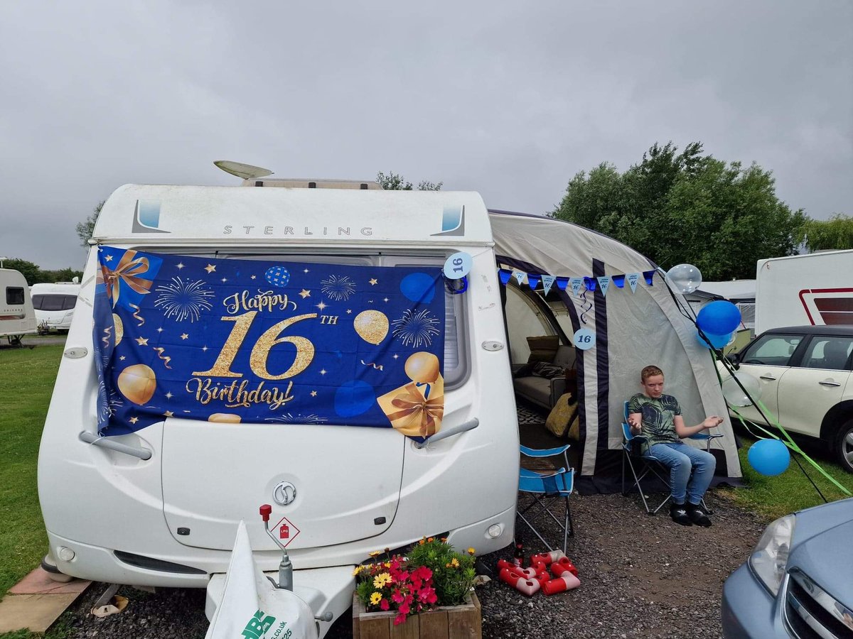 hayley stacey tweet media