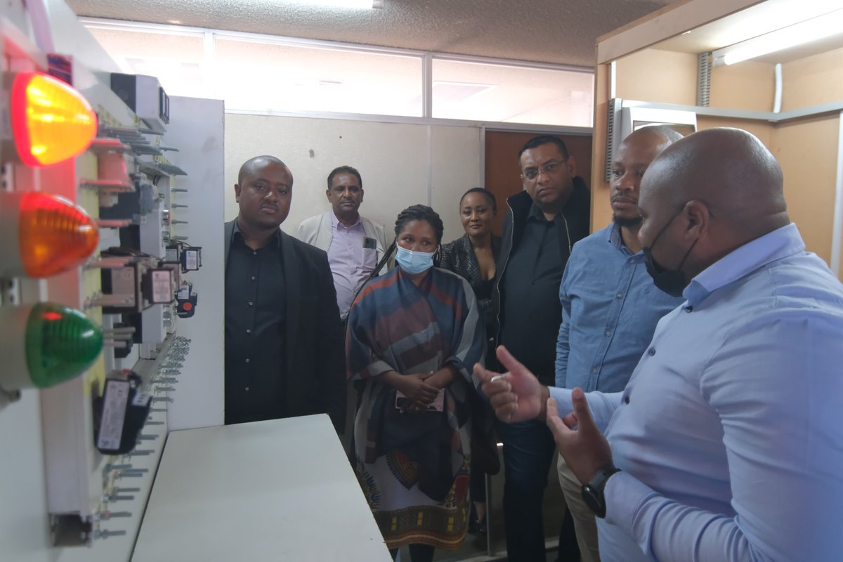 CHIETA_SETA's tweet photo. This week, CHIETA had the pleasure of visiting the successful MultiSkill Training Centre in Durban, KZN, a crucial stakeholder that we have been sponsoring since 2015.
#CHIETAAtWork https://t.co/V0MgpJYua1