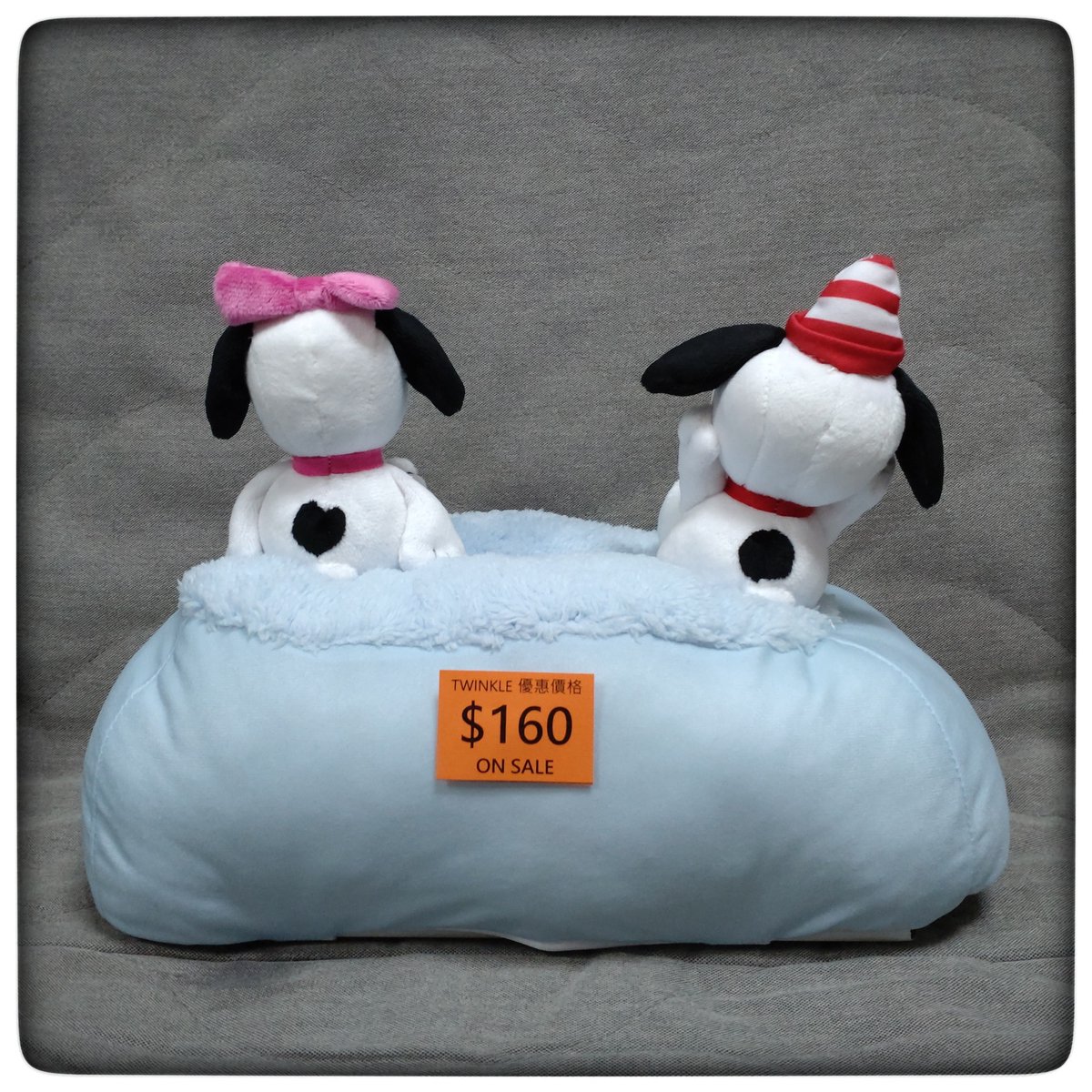 HkTwinkle's tweet photo. Peanuts 花生漫畫 Snoopy 史諾比 一番賞 毛公仔 紙巾套 28x14x24cm  2021年出品 
原價：$215
現貨：$160

#Peanuts #花生漫畫 #Snoopy #史諾比 #一番賞 #毛公仔 #紙巾套 #Twinkle https://t.co/rSQrsWwsvV